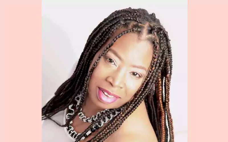 Sympli Lovely & The Unorthodox Band hosts Monday Night Jam